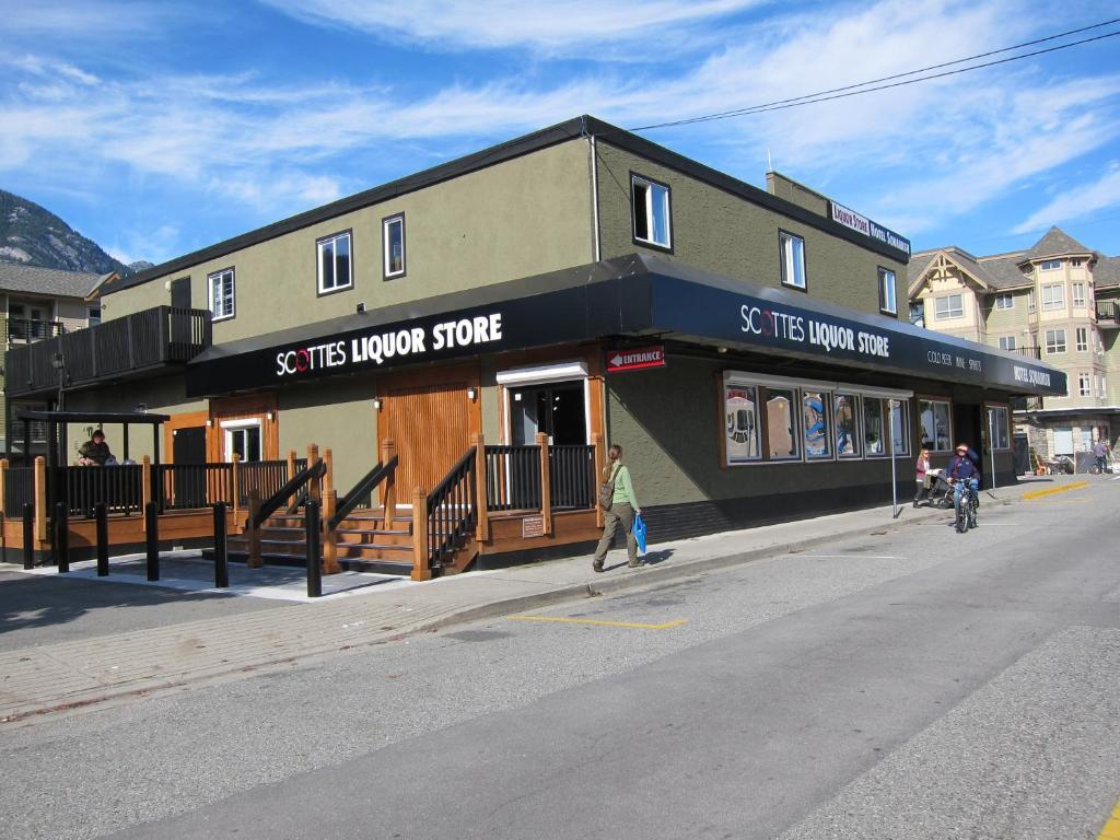 Hotel Squamish Εξωτερικό φωτογραφία